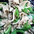 うさかめチャン's cooksnap of when they made 簡単❗まいたけピーマンツナ炒め.