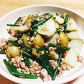 クック15E9MJ☆'s cooksnap of when they made じゃがいもとニンニクの芽のそぼろ炒め.