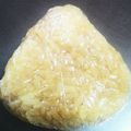 ★ま★ち★な★'s cooksnap of when they made 残りご飯で作る簡単★焼おにぎり.