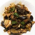 クックJHLDCB☆'s cooksnap of when they made ナスとピーマンと豚肉の焼き肉のタレ炒め.