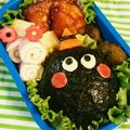 ちーざっく's cooksnap of when they made 簡単♪まっくろくろすけハロウィンキャラ弁.