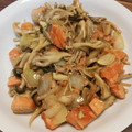 なめネコ's cooksnap of when they made 秋鮭と舞茸のバター醤油炒め煮.