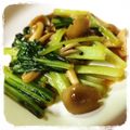 Omochiii★'s cooksnap of when they made ◆小松菜としめじのにんにく醤油炒め.