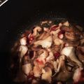 食べポジ's cooksnap of when they made タコとマッシュルームのアヒージョ.