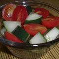 サラリー's cooksnap of when they made キュウリとトマトのめんつゆかけ.
