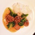 MikoCanada's cooksnap of when they made 簡単 和風煮込みハンバーグ.