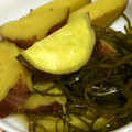 クックZM7G47☆'s cooksnap of when they made さつまいもと刻み昆布の煮物.