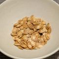 fisch's cooksnap of when they made アメリカ発！！かぼちゃの種のオーブン焼き.