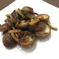 はむまん☆'s cooksnap of when they made 簡単椎茸のニンニクバター醤油炒め.