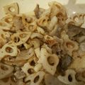 るーちゃんとママ's cooksnap of when they made 蓮根と豚バラのサッパリ炒め.