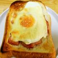 ちぃ兄やん's cooksnap of when they made ベーコンエッグトースト。.
