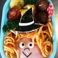 anucco's cooksnap of when they made ハロウィンキャラ弁＊ナポリタンで魔女っこ.
