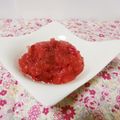 yasutonton's cooksnap of when they made 鮮やかな♪ローゼルとリンゴのジャム.