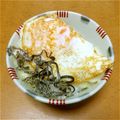 max4995's cooksnap of when they made チーズｉｎ卵のせ塩コンブご飯.