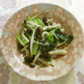 ☆Rokko☆'s cooksnap of when they made もやしと小松菜　しめじのチーズ炒め.
