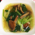 momo_ha's cooksnap of when they made 簡単！白菜と なめこの 中華スープ.