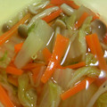 elfschritt's cooksnap of when they made 白菜としめじの煮物.