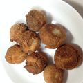 realrea's cooksnap of when they made 外カリッと中ふわふわサーターアンダギー.