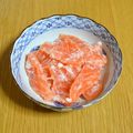 つちかな's cooksnap of when they made おつまみに！塩麹ＤＥスモークサーモン.
