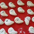 Ijeoumi's cooksnap of when they made 節約ハロウィン☆スノーボールクッキー.