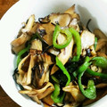 ニゲラ。's cooksnap of when they made ピーマンと舞茸の塩昆布炒め.
