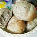 saruna's cooksnap of when they made ゴマ香るふんわり白パン.