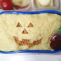♡ともりん's cooksnap of when they made ハロウィンデコ弁.