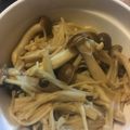 ごぉち's cooksnap of when they made 【簡単5分で常備菜】きのこのバタポン炒め.