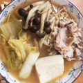 hanaraki's cooksnap of when they made 超かんたん！桃屋「キムチの素」でキムチ鍋.