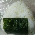 クック3NDKS2☆'s cooksnap of when they made 簡単! 胡麻と胡麻油のオイルおにぎり.