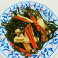 amjkao's cooksnap of when they made 切り昆布とさつま揚げの煮物♪.