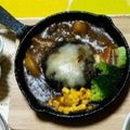 いちごしぇぃく's cooksnap of when they made ご馳走気分♡石焼ハンバーグカレー.