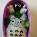 かなもえん's cooksnap of when they made トトロ☆キャラ弁☆.