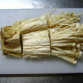 nomi52's cooksnap of when they made えのきの切り方.