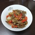 あっこ☺'s cooksnap of when they made 簡単！パプリカと牛肉のピリ辛丼☆.