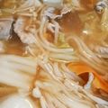 __lee__'s cooksnap of when they made 鍋の残り野菜とお肉であつあつ酸辣湯うどん.