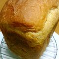 yumaken's cooksnap of when they made HBでほろ甘ふわふわ食パン.