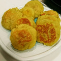 とたとてと's cooksnap of when they made 残念な焼き芋消費に…さつまいも餅♪.