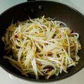 キュリあす's cooksnap of when they made ペペロンチーノ風味のもやし炒め.