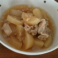 ゆみこう☆'s cooksnap of when they made 簡単過ぎ！豚肉と大根の煮物.