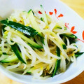 しんおばぁ！'s cooksnap of when they made ぱぱっと簡単 もやしときゅうりのナムル.