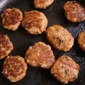 Rikamom's cooksnap of when they made 手づかみでも！離乳食ハンバーグ☆.