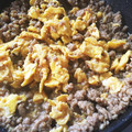 ｼｭｳｼｭｳ's cooksnap of when they made 豚ひき肉と卵のそぼろふりかけ.