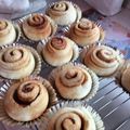 Sゆうこりん's cooksnap of when they made 簡単ふわふわシナモンロール.
