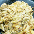 kkymk's cooksnap of when they made 簡単！めんつゆで☆まいたけの卵とじ.