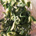 yoppyno's cooksnap of when they made きゅうりとワカメのわさマヨ和え.