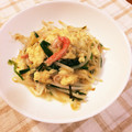 えぃこちゃん's cooksnap of when they made ニラともやし炒めのカニカマたまごのせ.