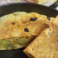 はっちえもん's cooksnap of when they made フライパンで薩摩芋とレーズンの簡単ケーキ.
