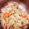あいち24's cooksnap of when they made 大根と人参と鶏肉の煮物.