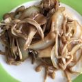 mipoyo's cooksnap of when they made 簡単！キノコと玉ねぎのボリューム炒め！！.